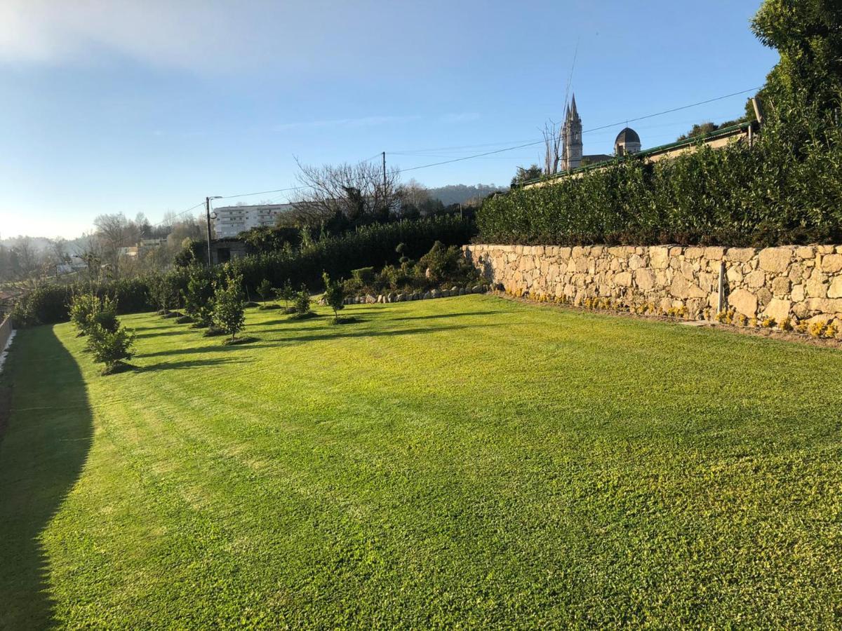 Quinta Do Ovelheiro Villa Guimaraes Exterior photo